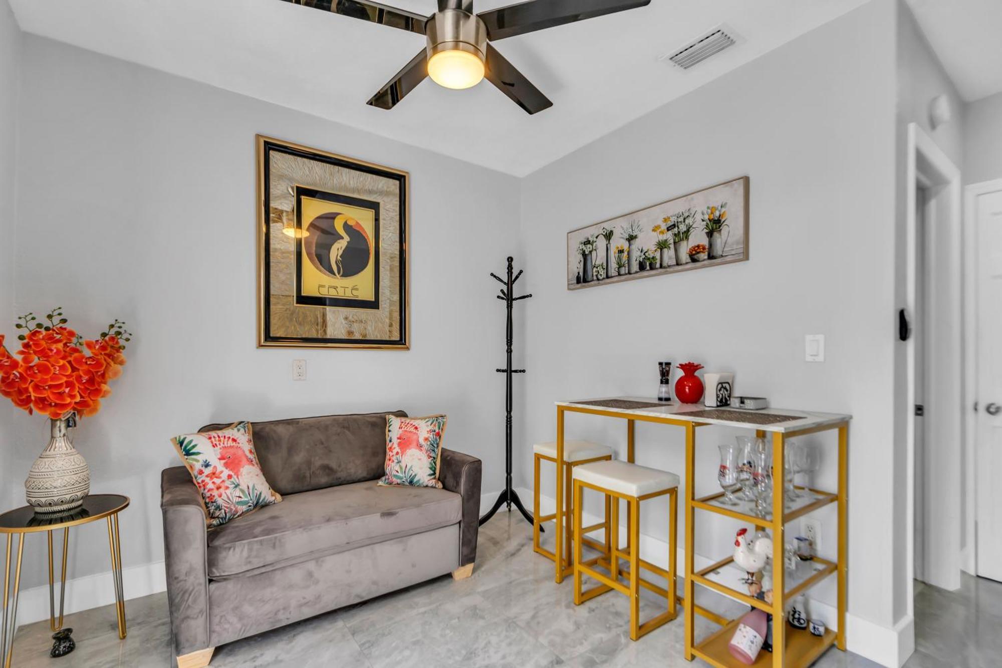 Little Gables Studio-Your Miami Escape-10Min Airport Экстерьер фото