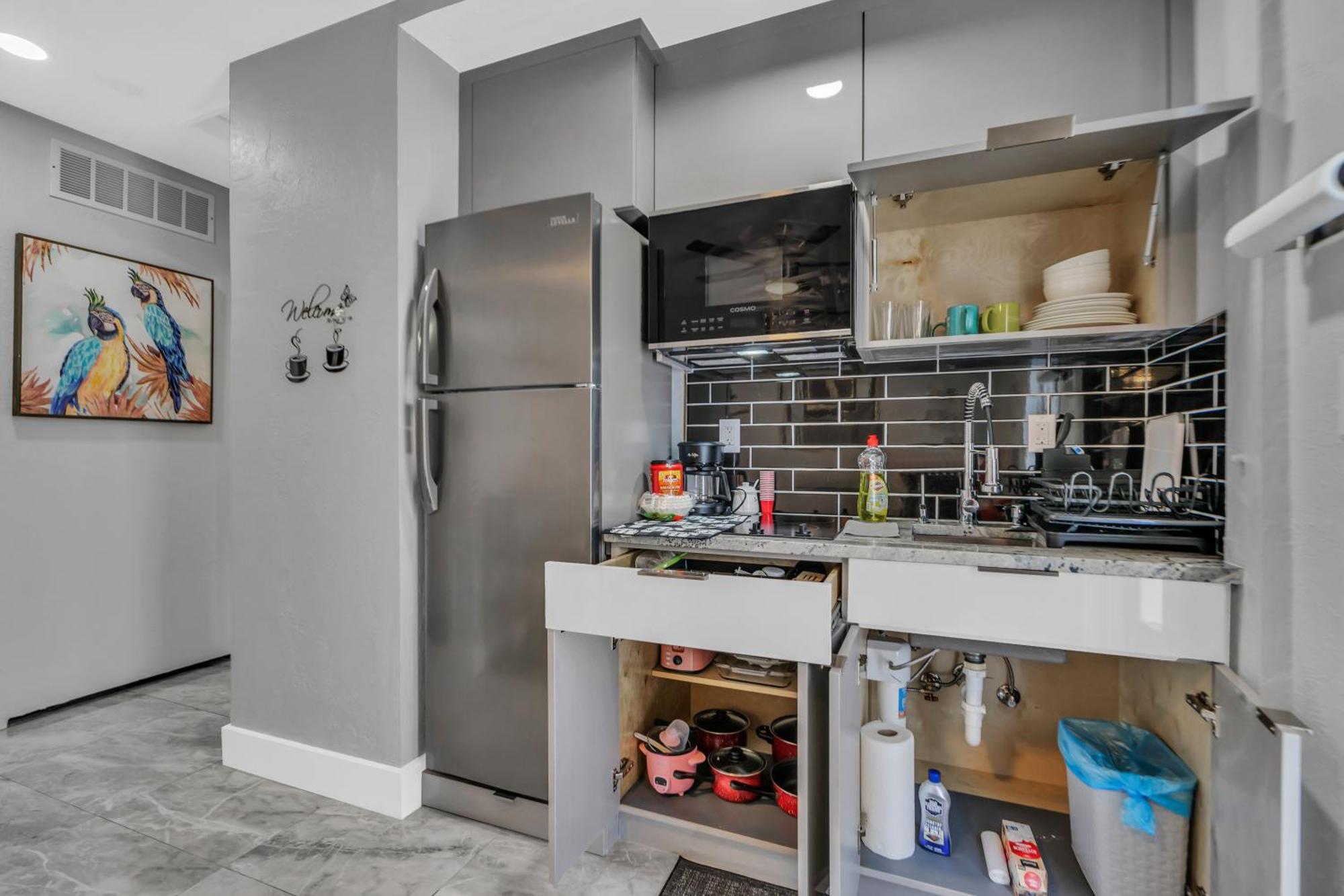 Little Gables Studio-Your Miami Escape-10Min Airport Экстерьер фото