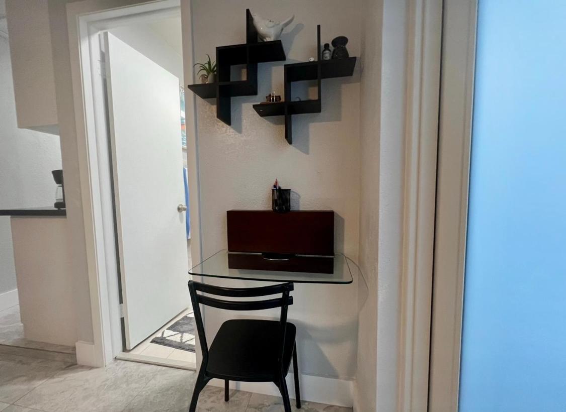 Little Gables Studio-Your Miami Escape-10Min Airport Экстерьер фото
